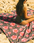 Pua Pop / Nene Camo Beach Blanket