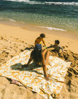 Hau Hibiscus / Puakenikeni Beach Blanket