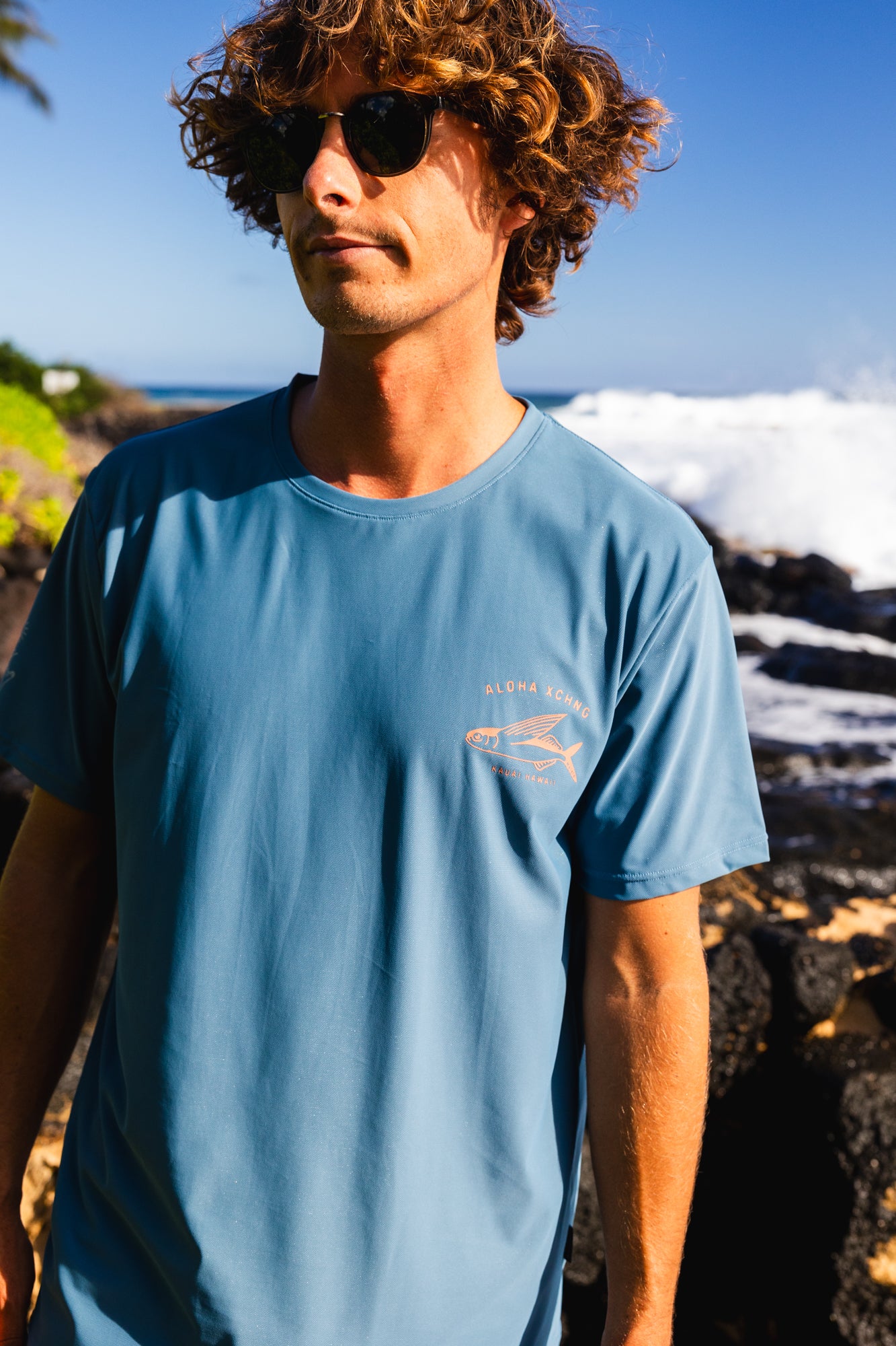 alohaページ Malolo Double Shaka Sun Blocka UV Tee – Aloha Exchange