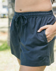 W's Bella Short - Black