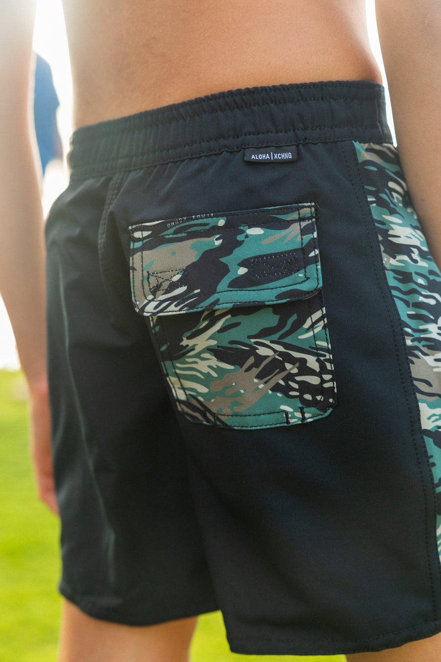 Boys Side Pali Boardshort - Black / Tiger Camo