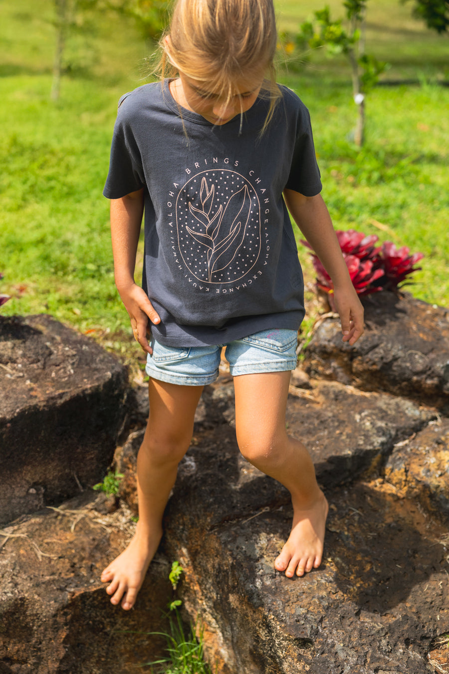 Heliconia Keiki Tee