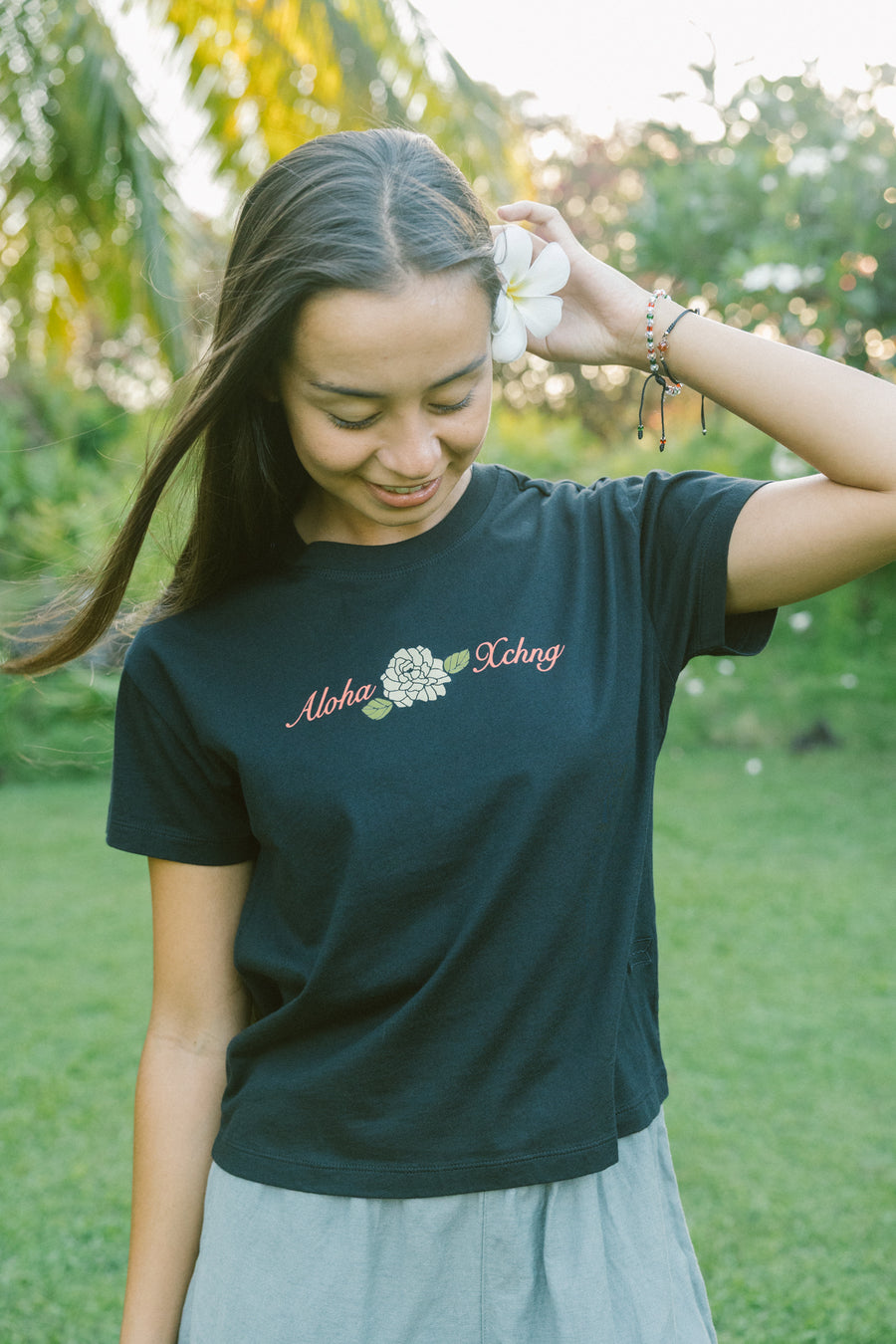 W's Pikake Rose Mid Tee