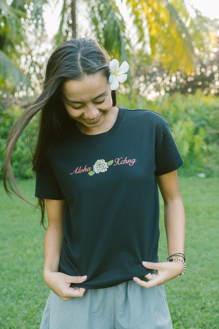 W's Pikake Rose Mid Tee