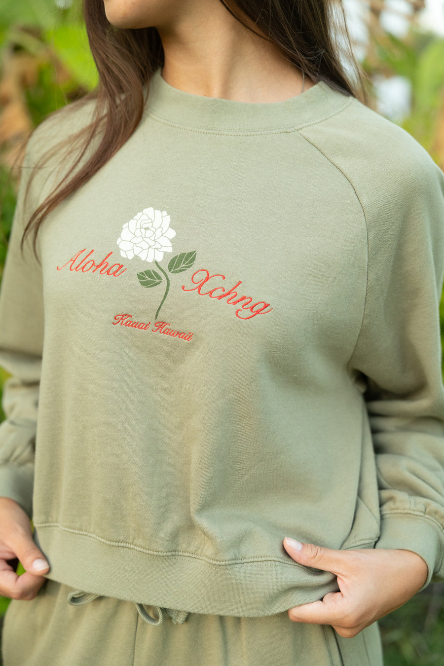 W's Pikake Rose Cropped Boxy Pullover