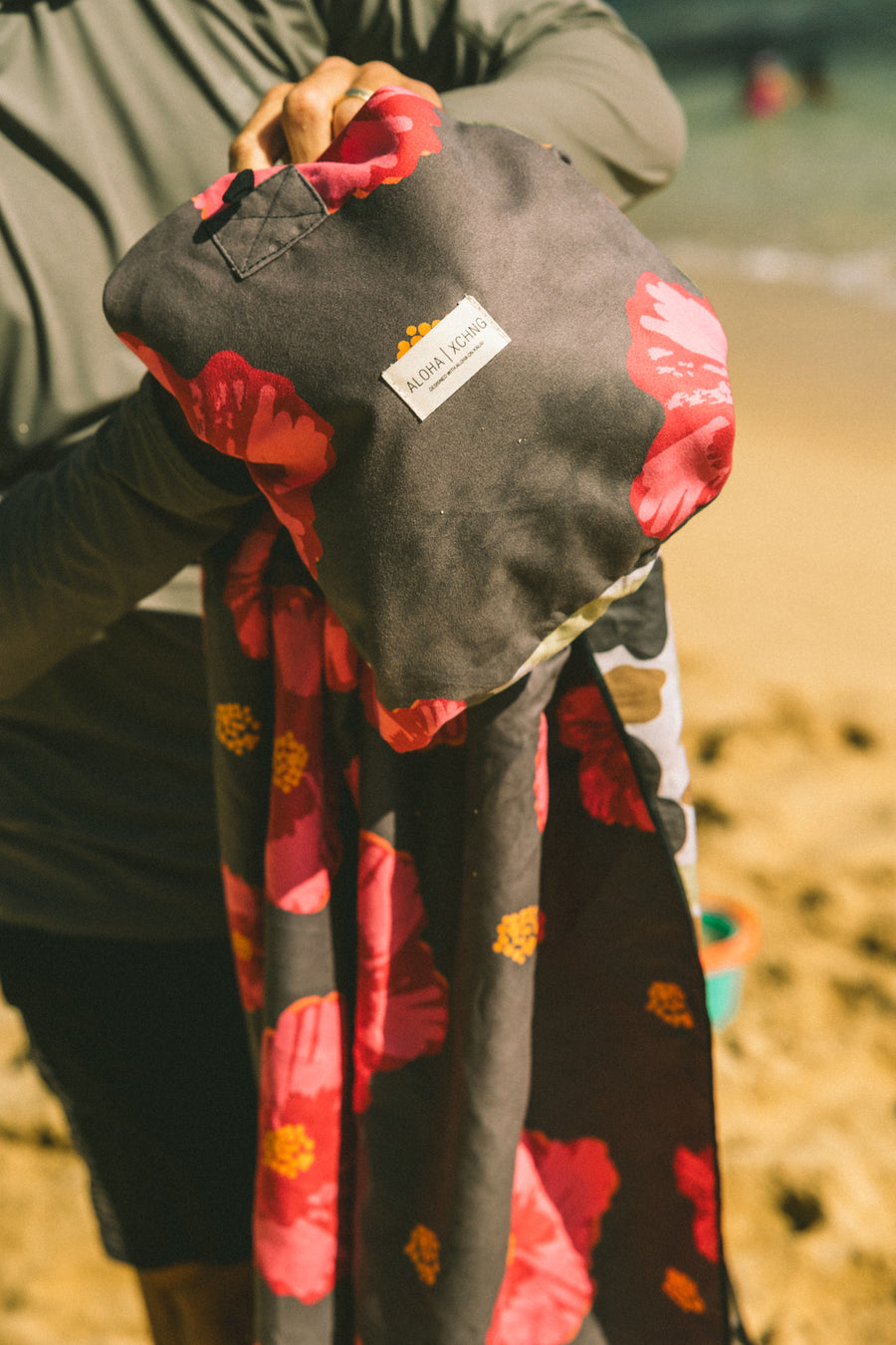 Pua Pop / Nene Camo Beach Blanket