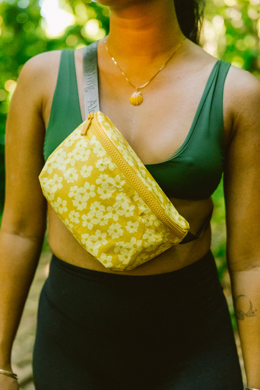 Puakenikeni Hele On Fanny Pack