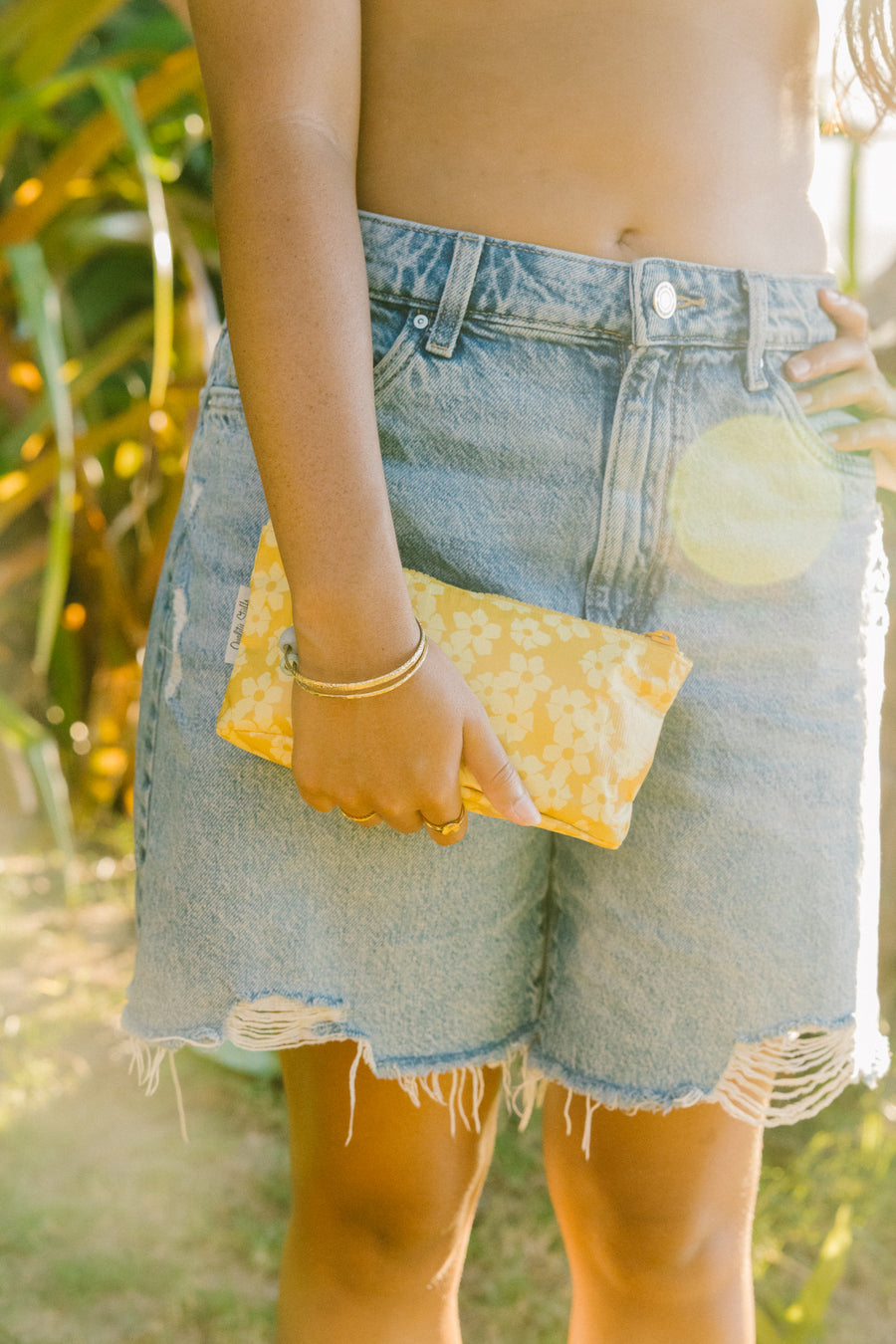 Small Puakenikeni Hele On Pouch