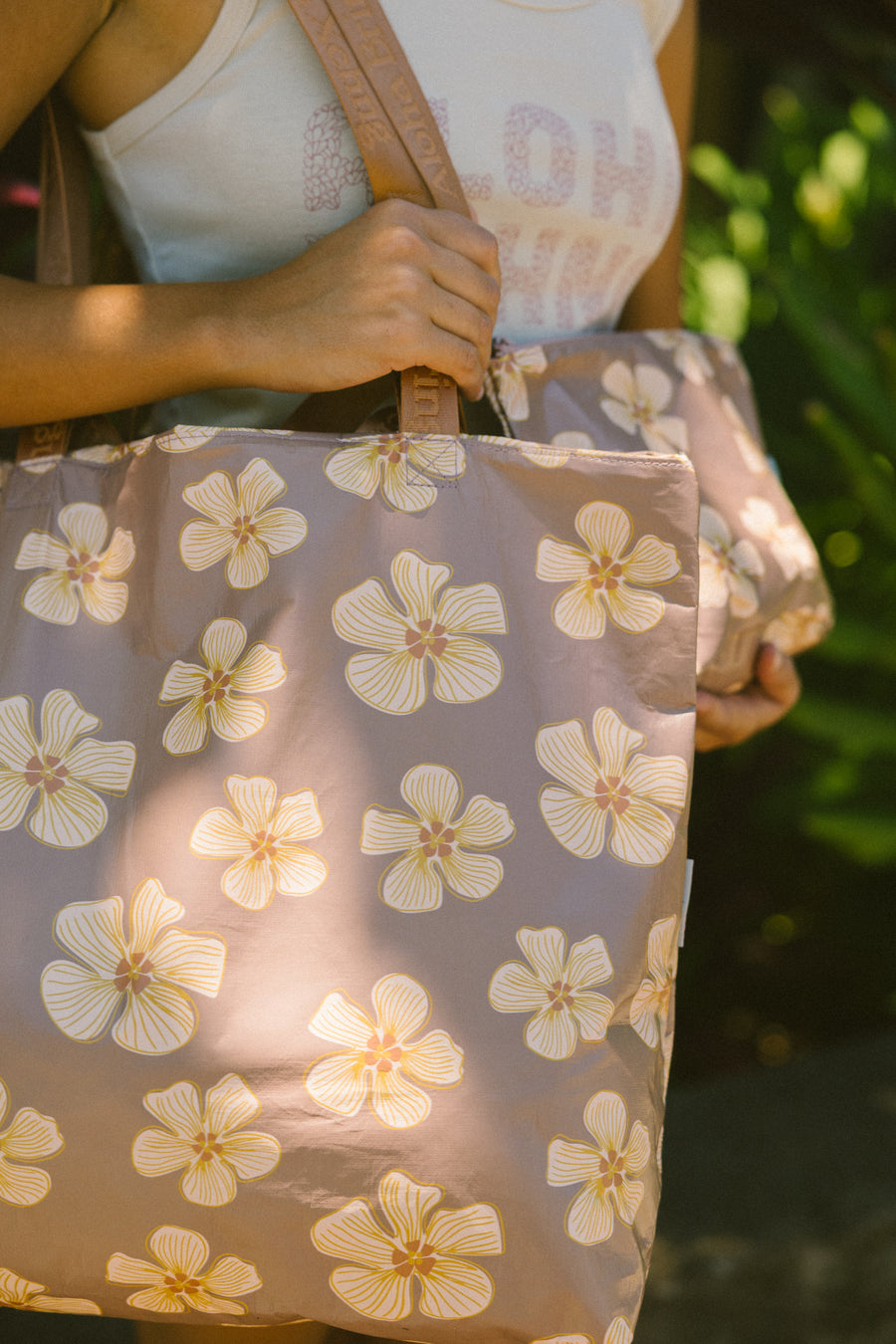 Hau Hibiscus Hele On Tote