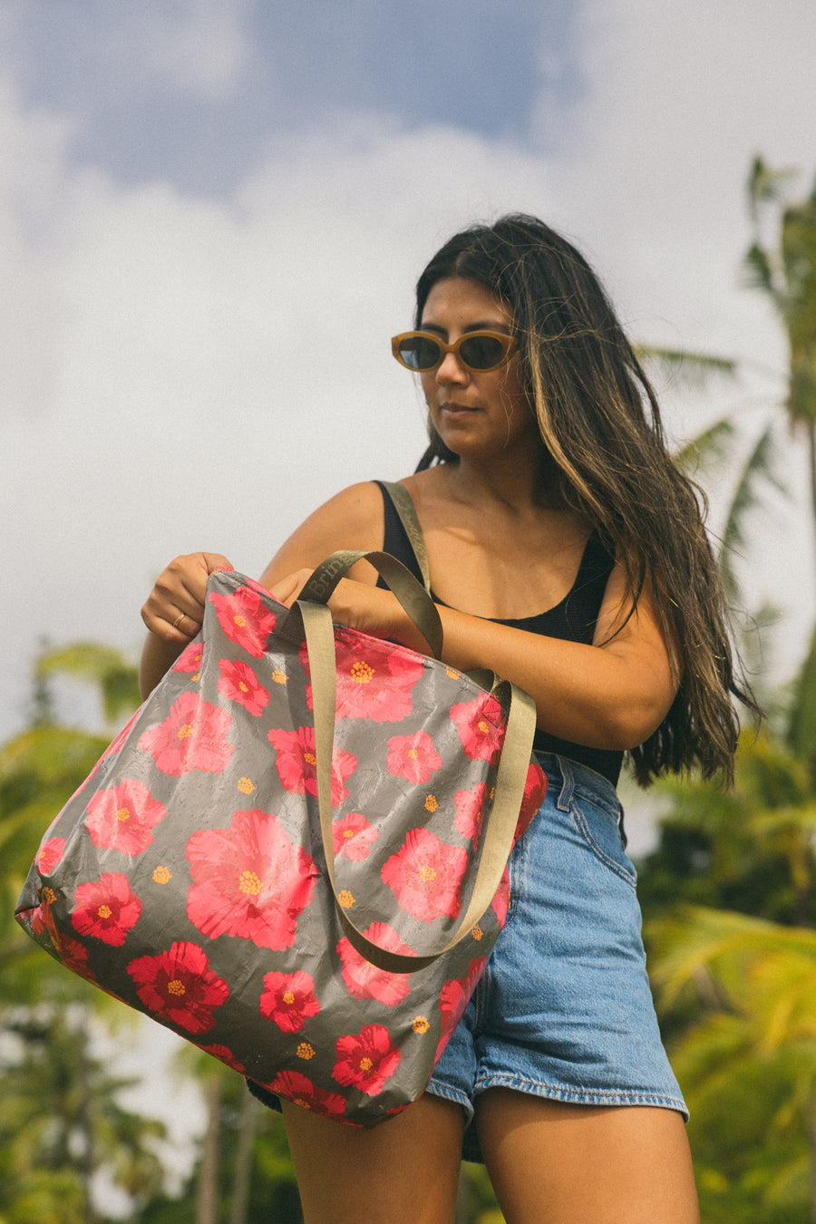 Pua Pop Hele On Tote