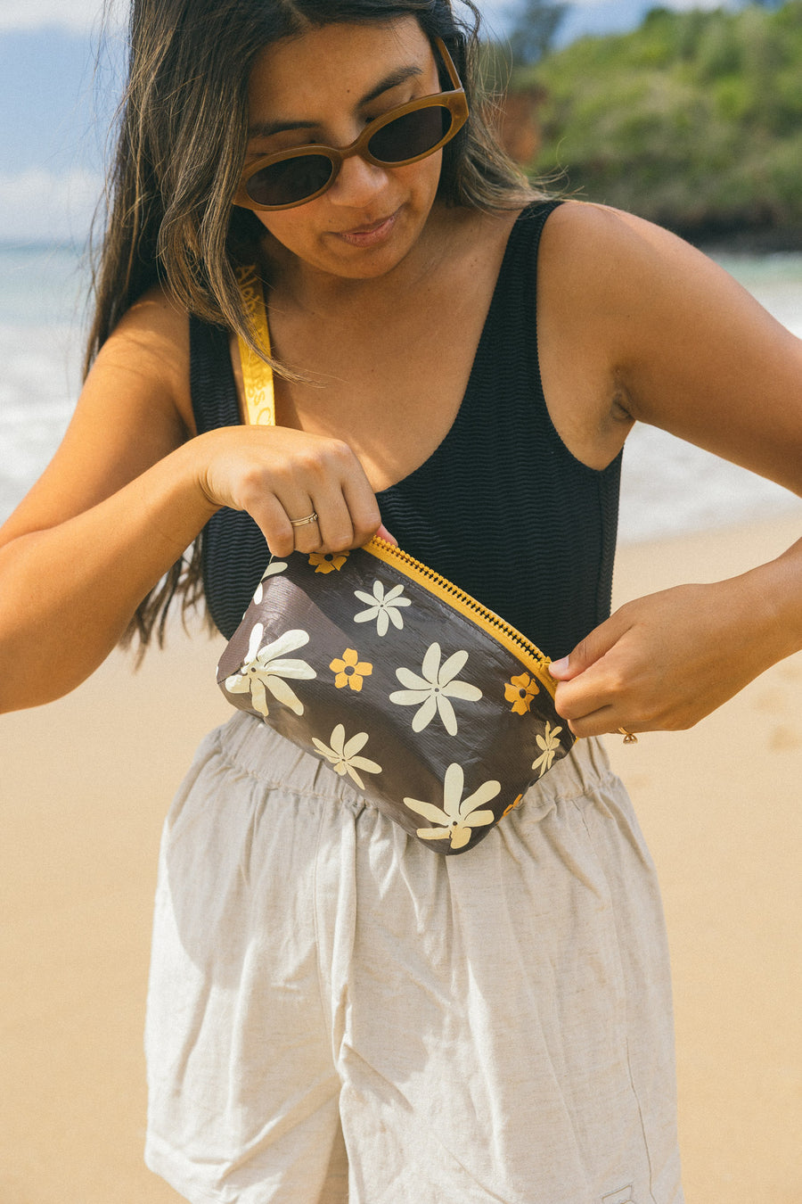 Tiare Pua  Hele On Fanny Pack