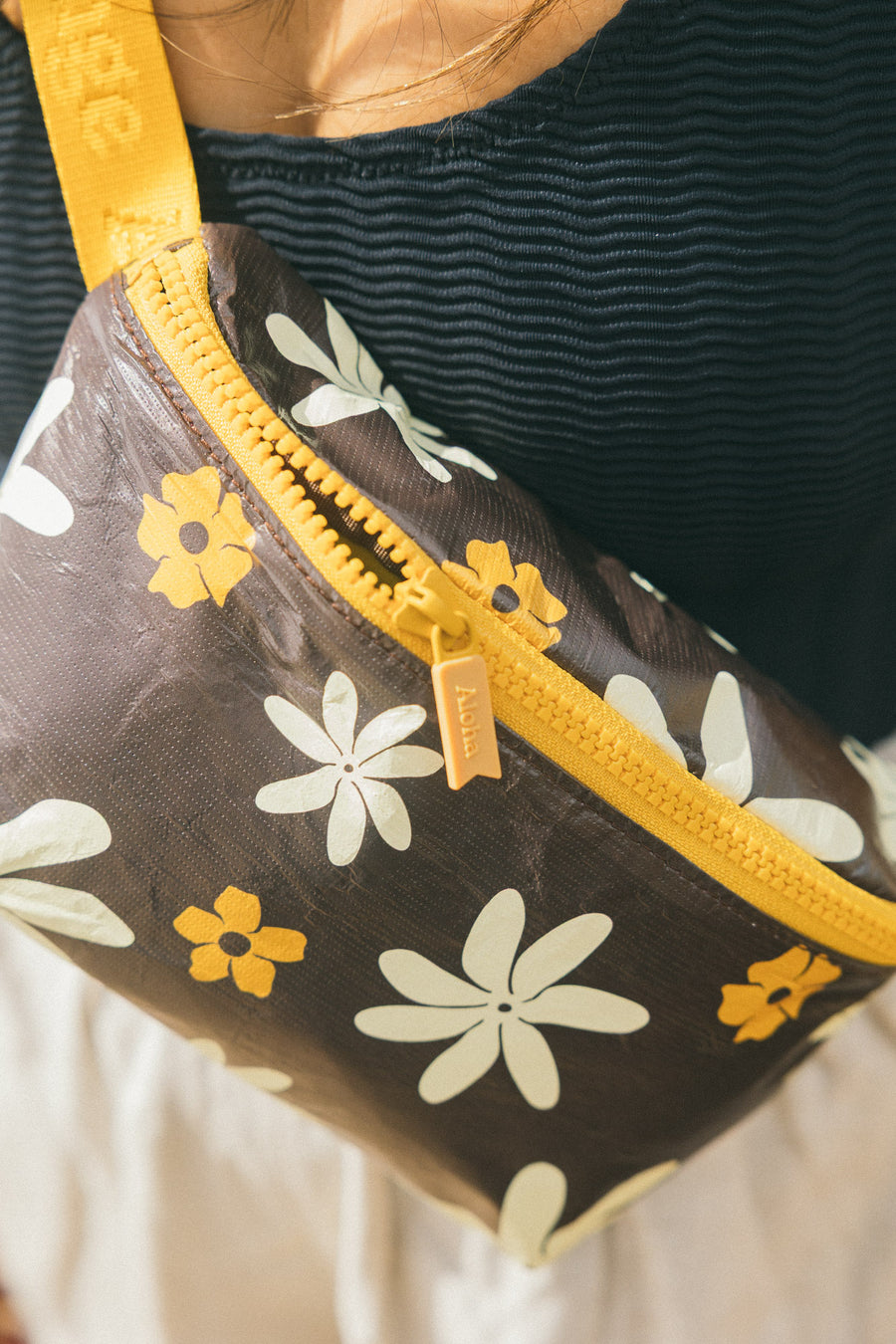 Tiare Pua  Hele On Fanny Pack