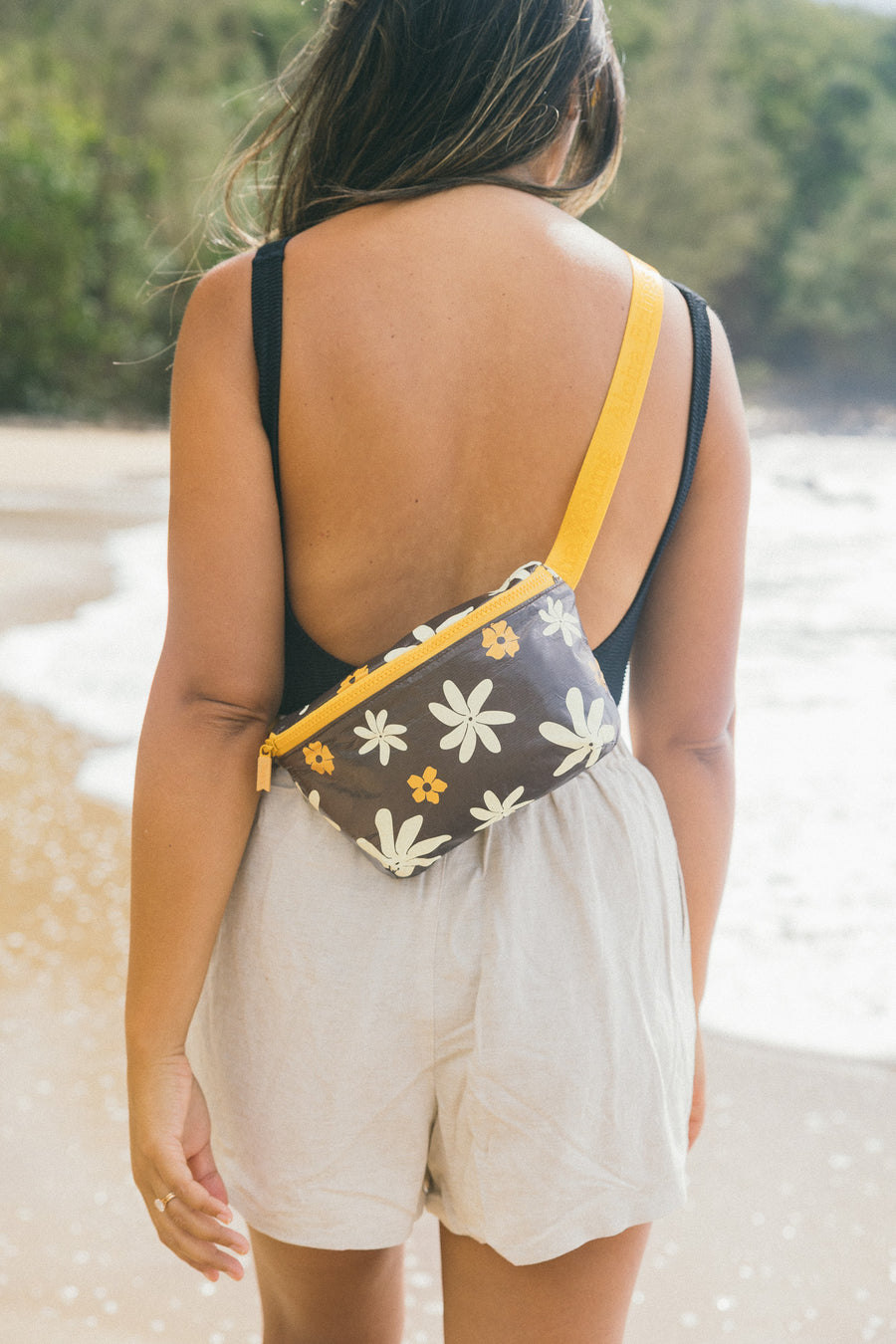 Tiare Pua  Hele On Fanny Pack