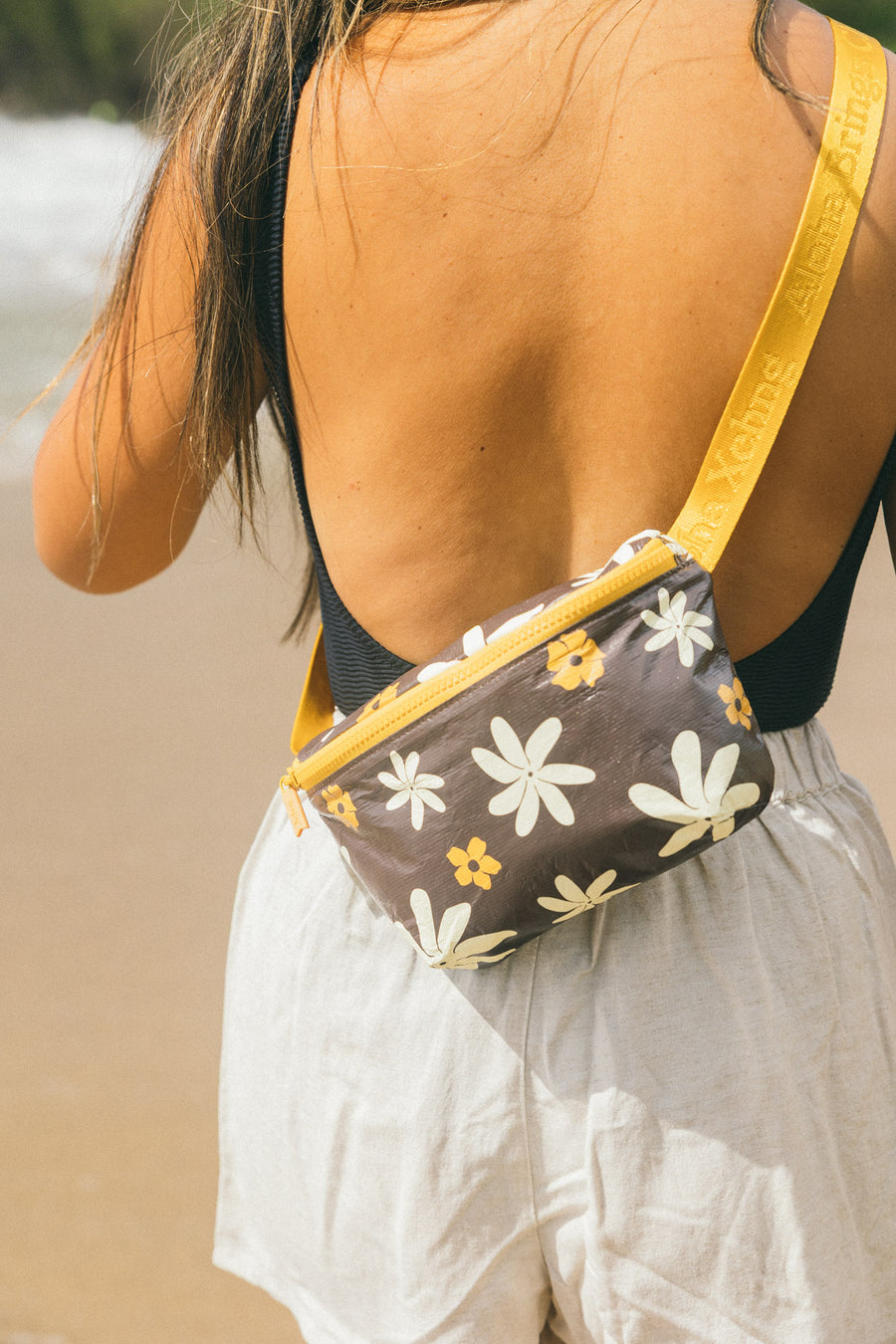 Tiare Pua  Hele On Fanny Pack