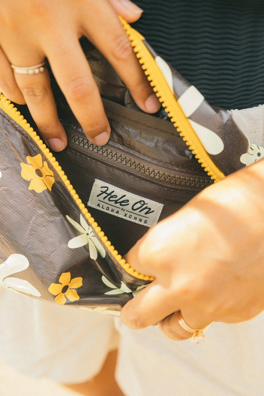 Tiare Pua  Hele On Fanny Pack