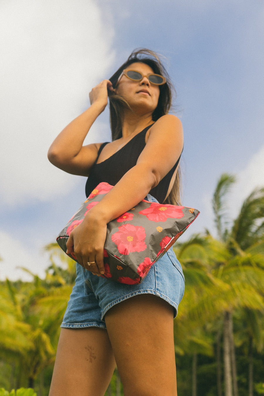 Large Pua Pop Hele On Pouch