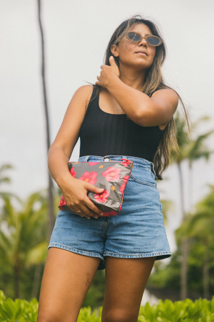 Medium Pua Pop Hele On Pouch