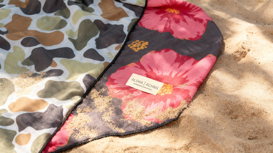 Pua Pop / Nene Camo Beach Blanket