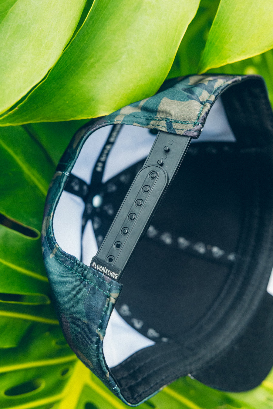 Shop Logo Structured Snapback - Camo